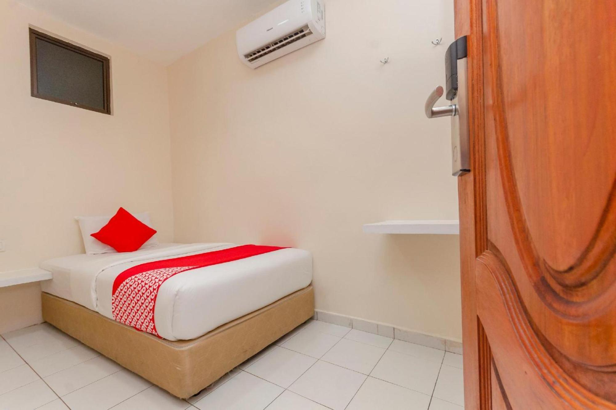 Skudai Hotel Εξωτερικό φωτογραφία