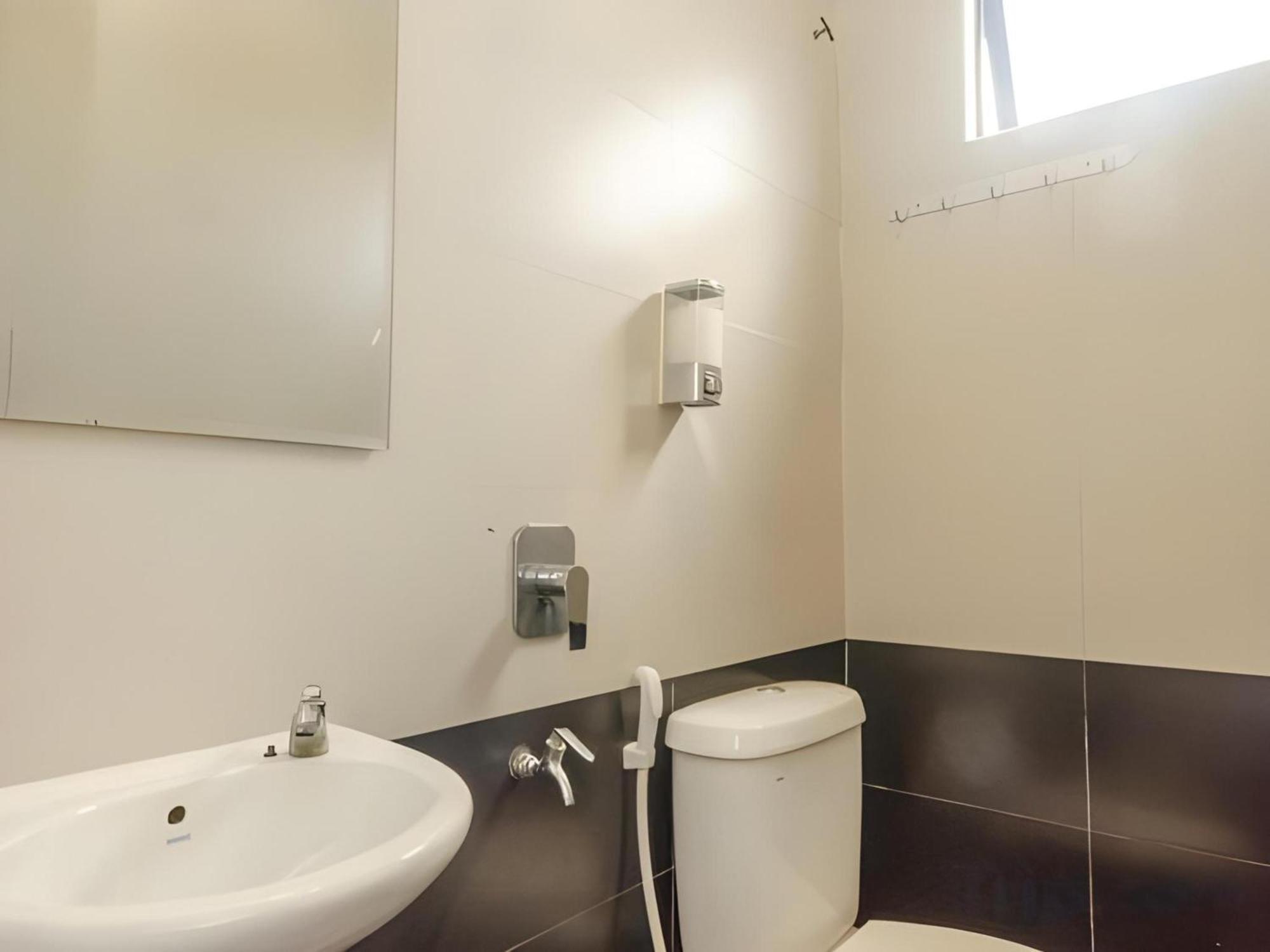 Skudai Hotel Εξωτερικό φωτογραφία